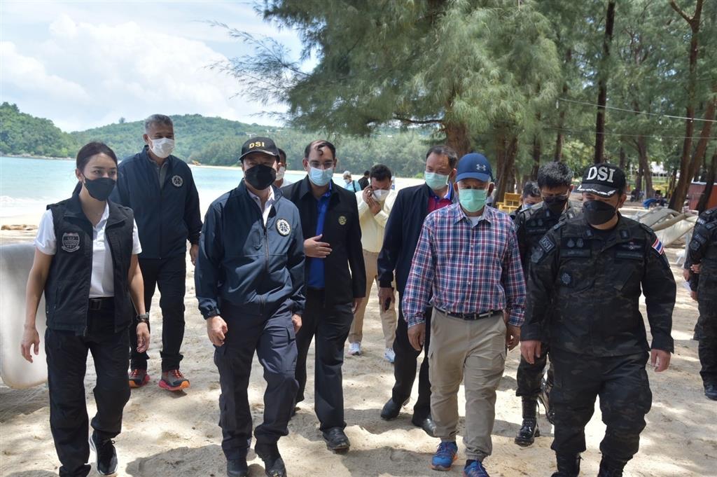 Director-General visits Phuket to monitor the case progress of the encroachment on 178 Rais in Leypang and Layan beaches