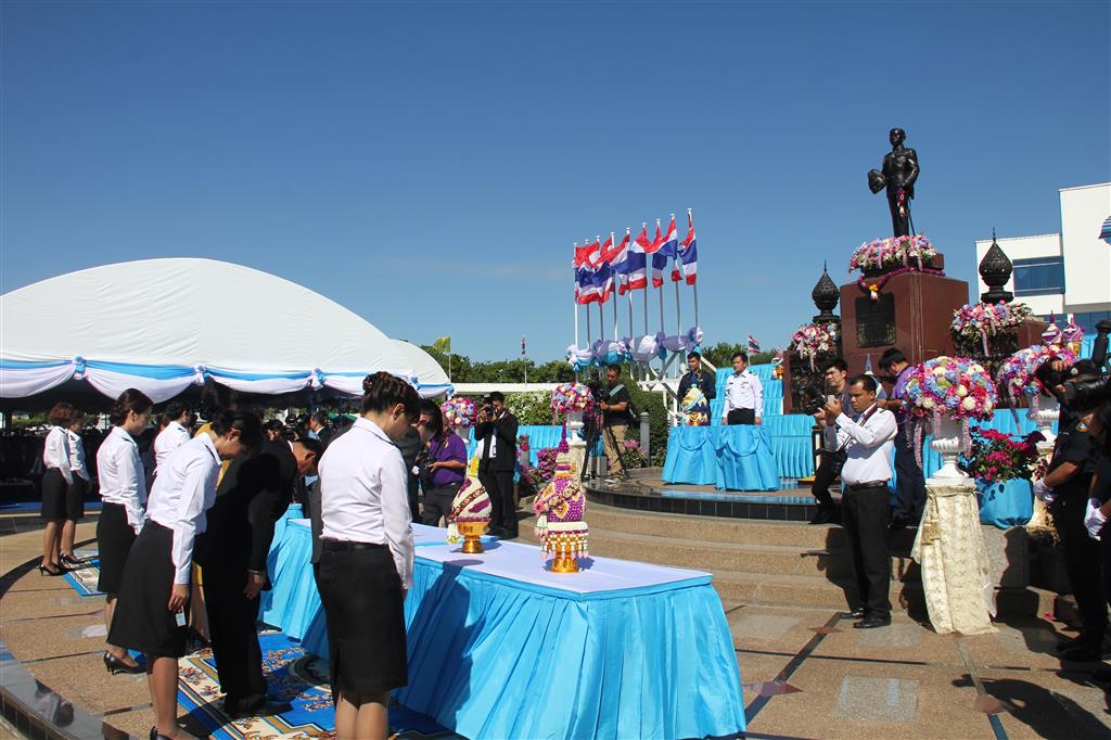 กรมสอบสวนคดีพิเศษร่วมวางพานพุ่ม เนื่องในโอกาสการดำเนินงานครบรอบ ๓๖ ปี ของบริษัท ท่าอากาศยานไทย จำกัด (มหาชน)