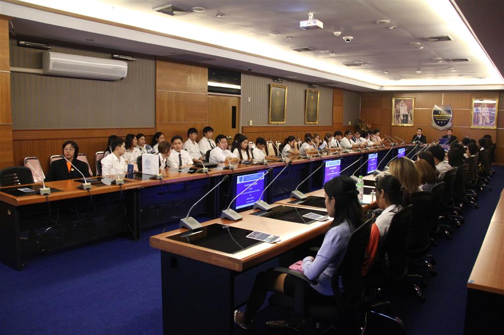 คณะอาจารย์ นักศึกษา ม.บูรพาศึกษาดูงาน DSI