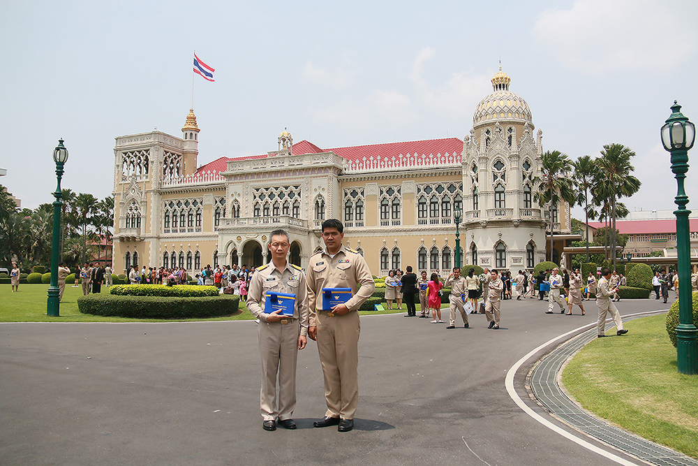 ขอแสดงความยินดีกับข้าราชการพลเรือนดีเด่นประจำปี พ.ศ.2558 สังกัดกรมสอบสวนคดีพิเศษ