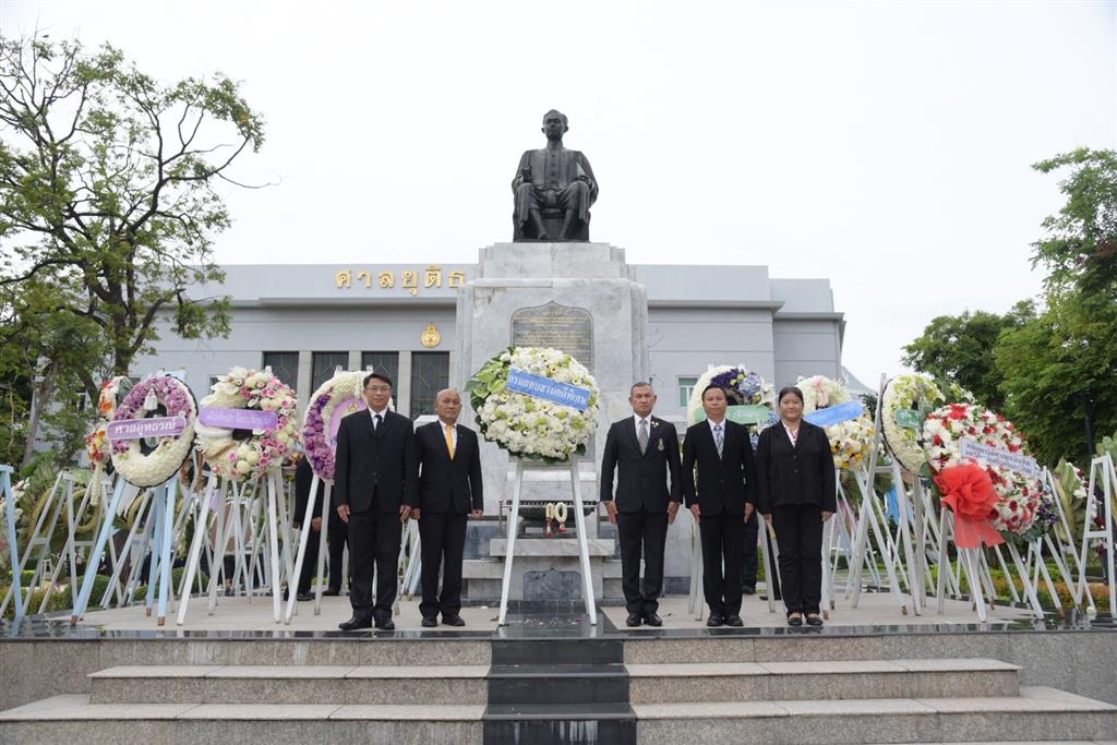 ผู้แทนกรมสอบสวนคดีพิเศษ ร่วมวางพวงมาลา “พระบิดาแห่งกฎหมายไทย”  ในงาน “วันรพี” 