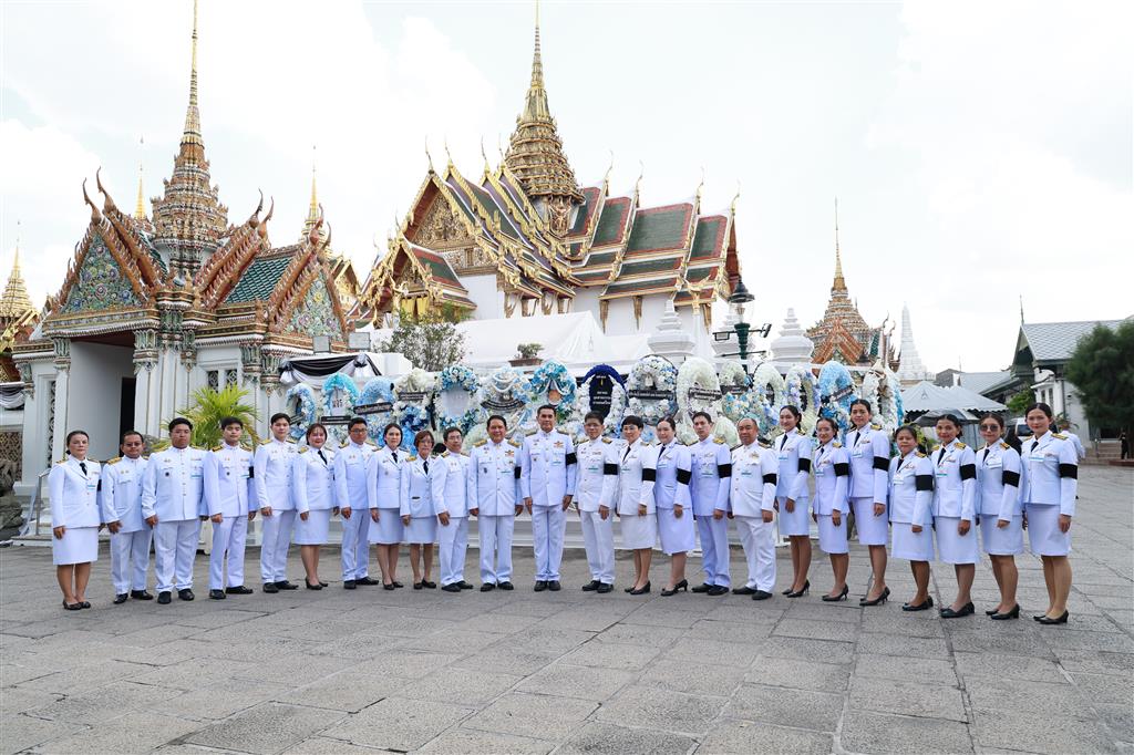 กรมสอบสวนคดีพิเศษ ร่วมพิธีวางพวงมาลาถวายราชสักการะ และร่วมเป็นเจ้าภาพบำเพ็ญกุศลและพระพิธีธรรมสวดพระอภิธรรมพระบรมศพ สมเด็จพระนางเจ้าสิริกิติ์ พระบรมราชินีนาถ พระบรมราชชนนีพันปีหลวง