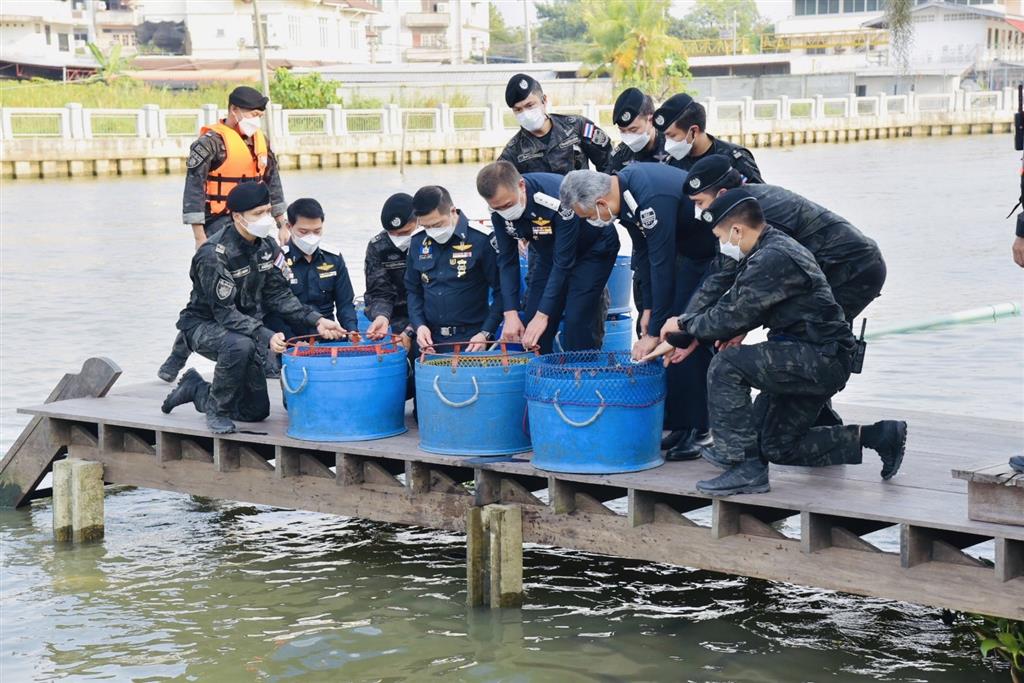 With a view to offering best wishes for Her Royal Highness Princess Bajrakitiyabha Narendiradebyavati, the Department of Special Investigation held a special prayer ceremony and joined a merit-making deed of releasing 440 kilograms of fish.
