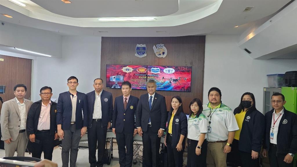 The DSI welcomed a delegation from the Ministry of Justice, during a visit to exchange knowledge about the development of the smart crime mapping system.
