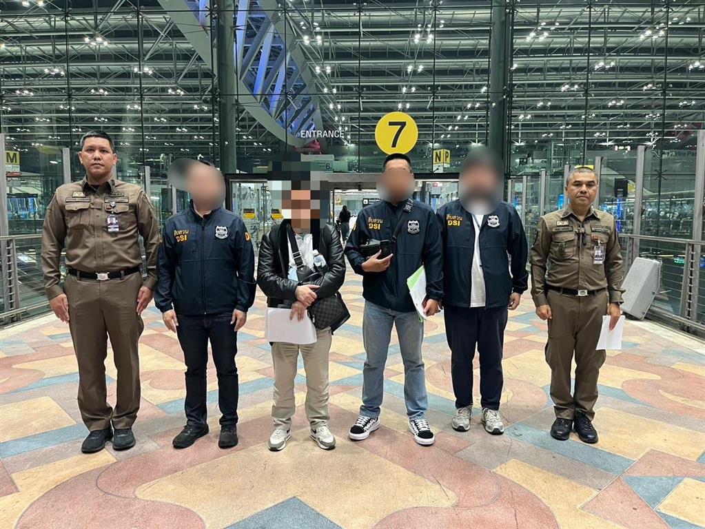 DSI สนธิกำลัง ตม.สุวรรณภูมิ จับกุมคนจีนจ้างคนไทยเป็นนอมินีบริษัท