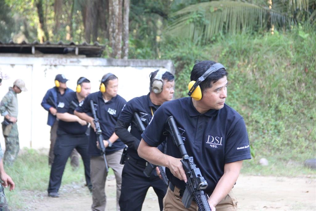  DSI จชต.ฝึกทบทวนการใช้อาวุธปืนประจำกาย